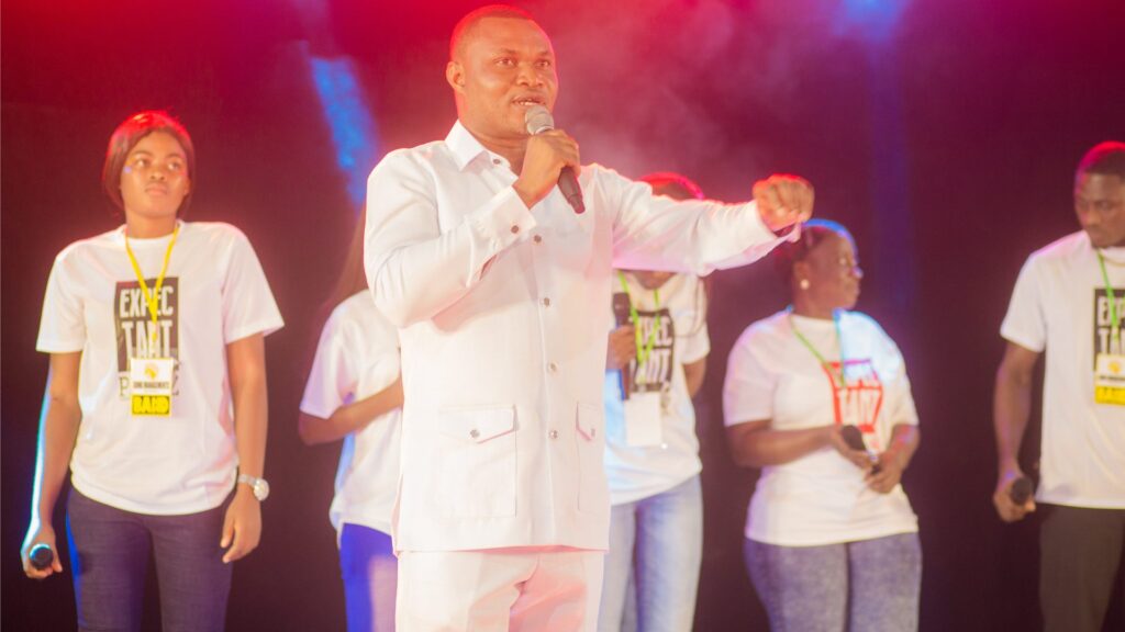 expectant praiz 2024