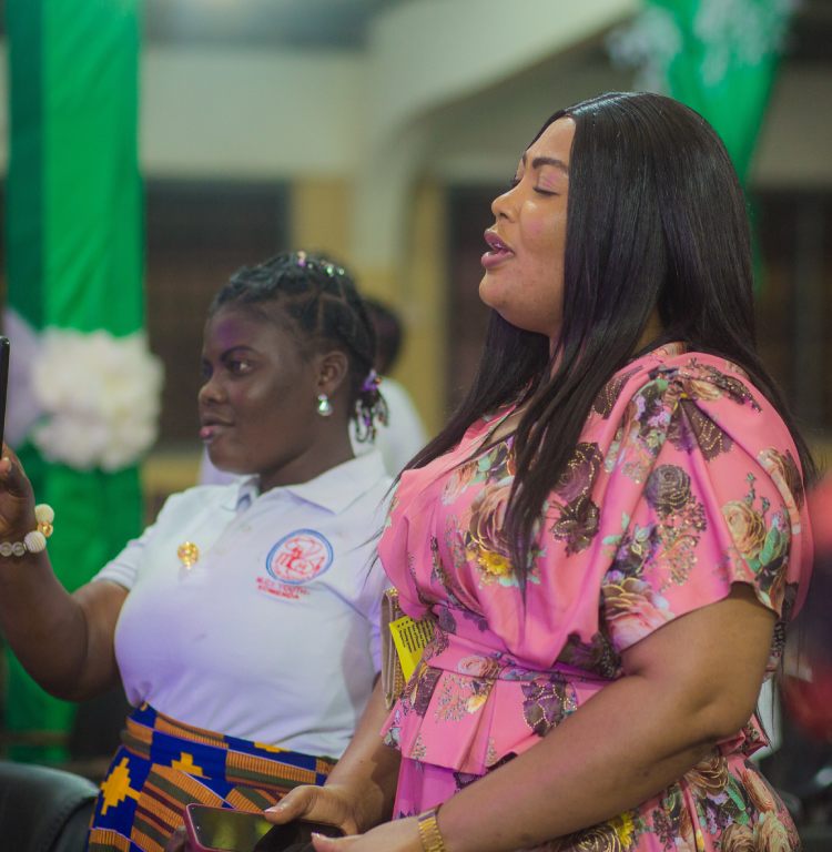 expectant praiz 24 success